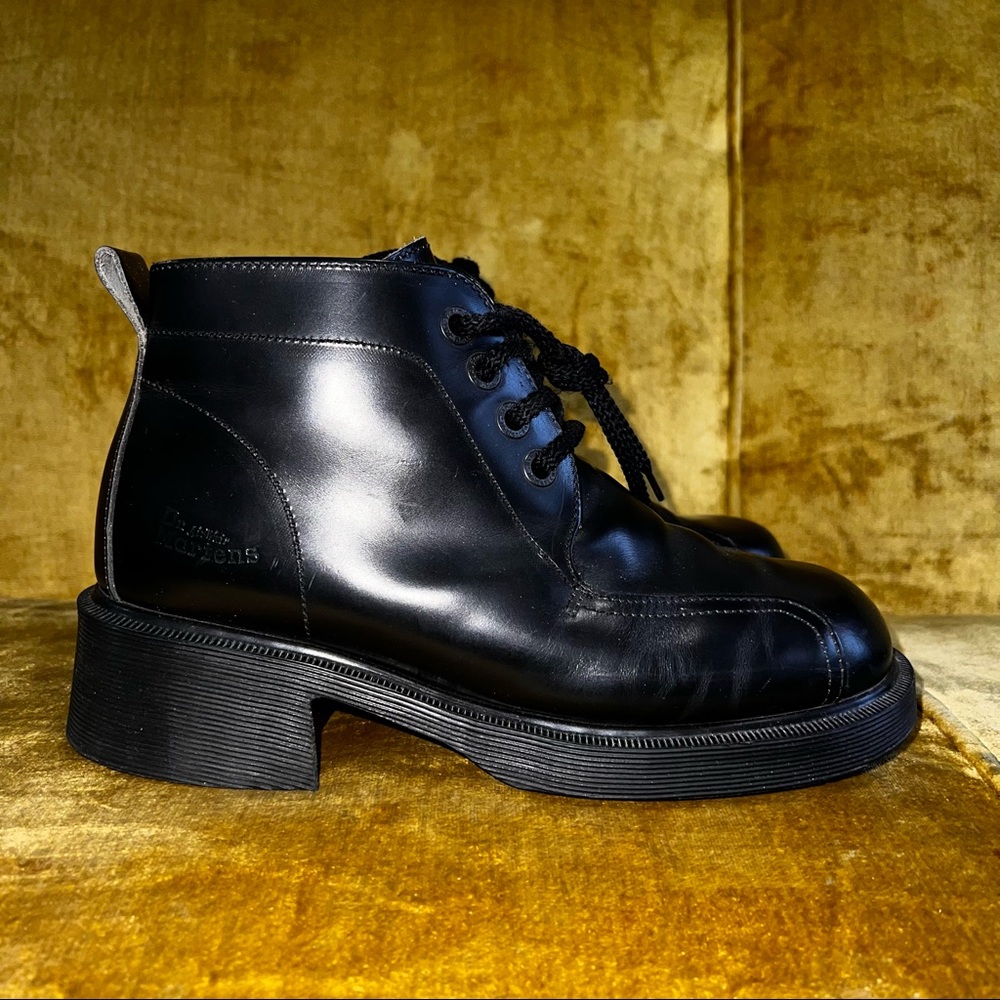 Vintage Dr. Martens UK7 ( US 7.5M/9W )